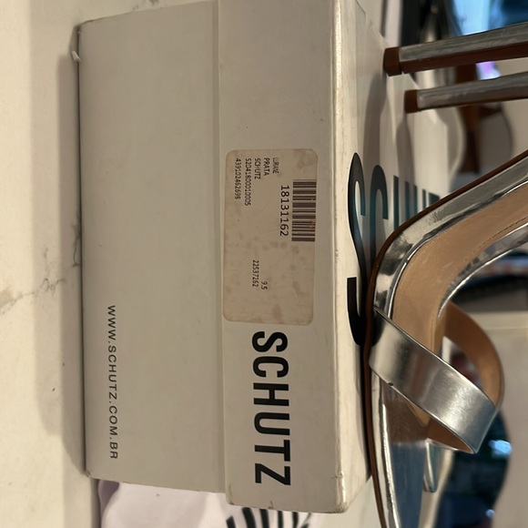 Schutz silver heels - Picture 10 of 10
